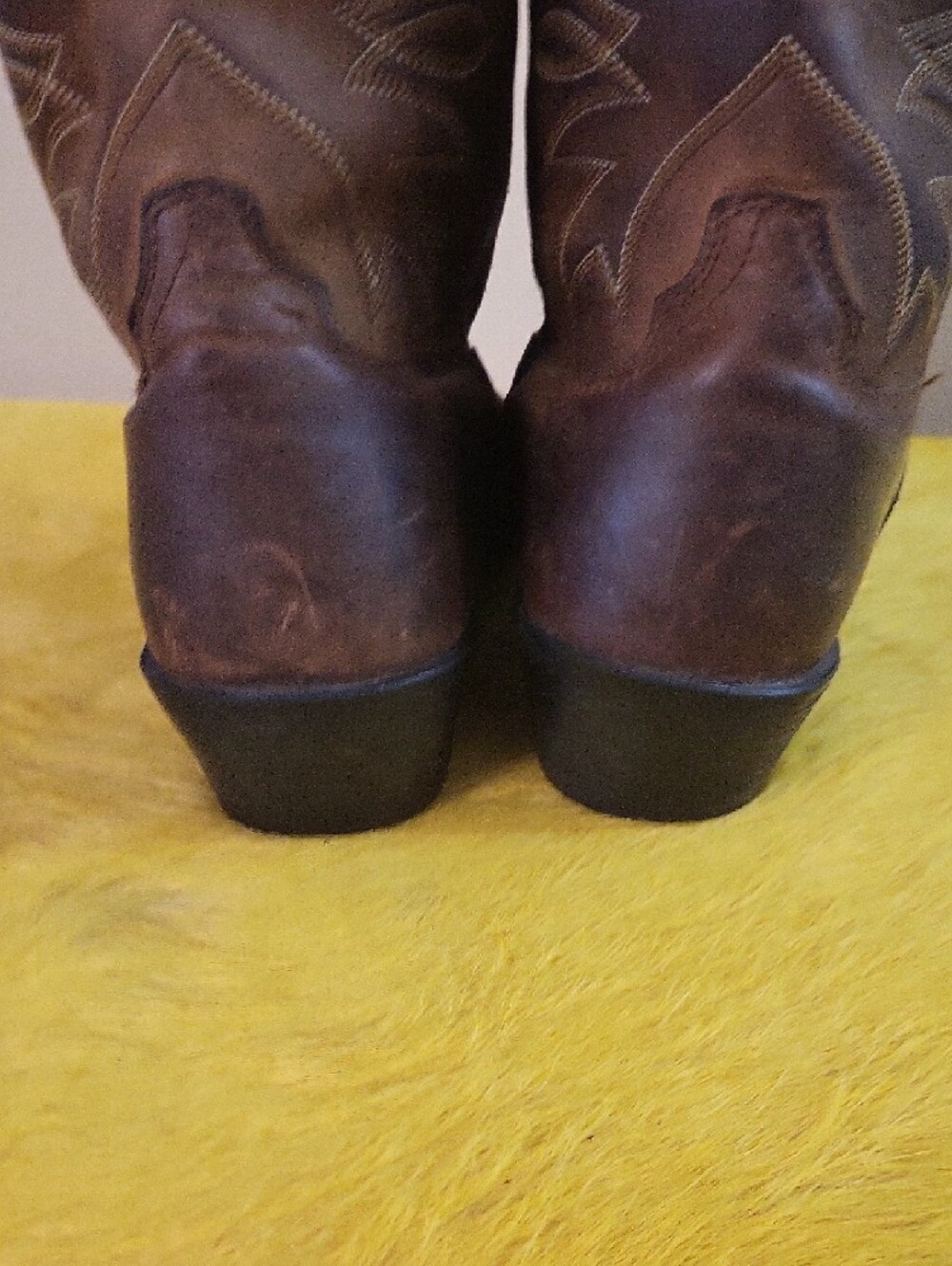 Ariat Chestnut Brown Leather Western Boots, Size 8 - Picture 6 of 10